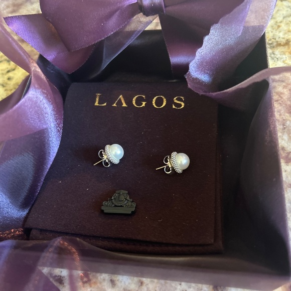 Lagos pearl earrings - Picture 2 of 2